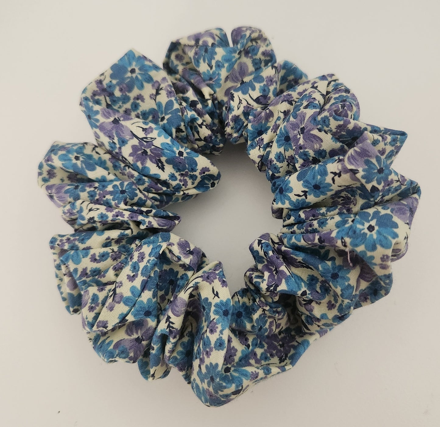 Victoria Hair Scrunchie