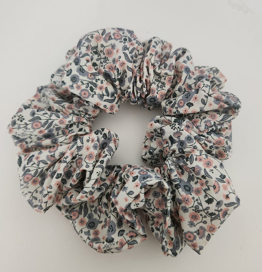 Alana hair scrunchie